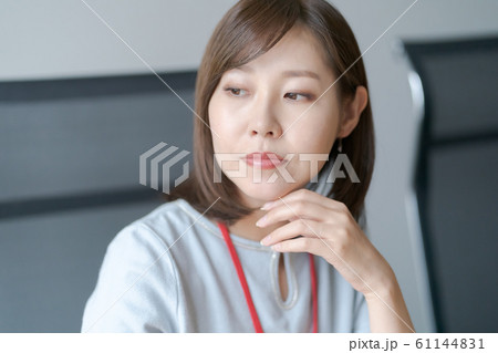 30代女性 61144831