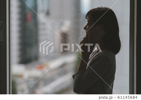 働く女性 61145684