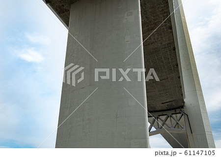 Vladivostok, Russia - May 07, 2019: The bridge over the Amur Bay and the Golden Gate. 61147105