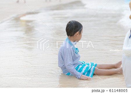 6 years old 6 years old 61148005