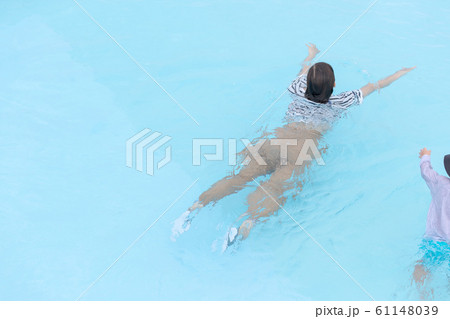 着衣水泳 着衣泳 着衣水泳 着衣泳 61148039