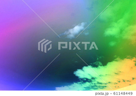空 自然風景 虹色グラデーションのイラスト素材