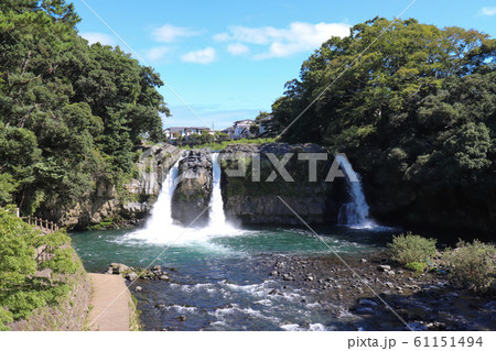 五竜の滝（静岡県裾野市） 61151494