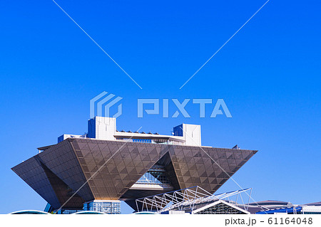 東京ビッグサイト 東京国際展示場 東京 都市風景 日本 【被写体の敷地外から望遠レンズで外観を撮影】 東京ビッグサイト 東京国際展示場 東京 都市風景 日本 【被写体の敷地外から望遠レンズで外観を撮影】 61164048