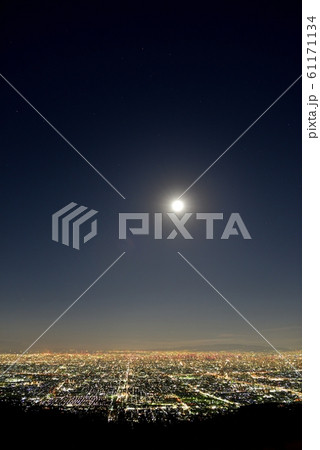 生駒山からの満月と夜景 61171134