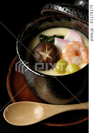 茶碗蒸し 61178175