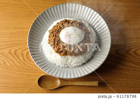 キーマカレー温玉乗せ キーマカレー温玉乗せ 61178798