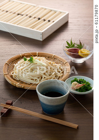 うどん イメージ うどん イメージ 61179870