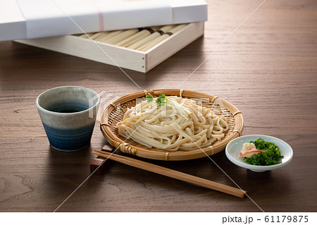 うどん イメージ うどん イメージ 61179875