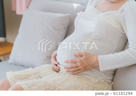 pregnant woman pregnant woman 61181294