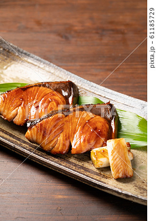 ブリの照焼き ブリの照焼き 61185729