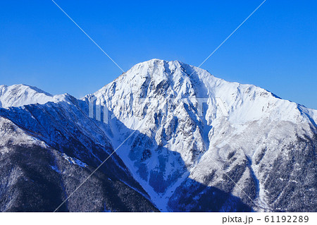 鳳凰山から望む北岳　厳冬　 61192289