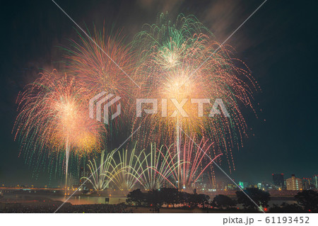 足立区花火大会 61193452