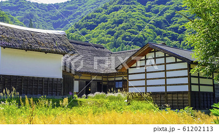 曲屋住宅３ 61202113