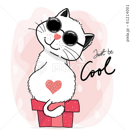 Happy Cool Cute White Fluffy Fat Cat With Heartのイラスト素材