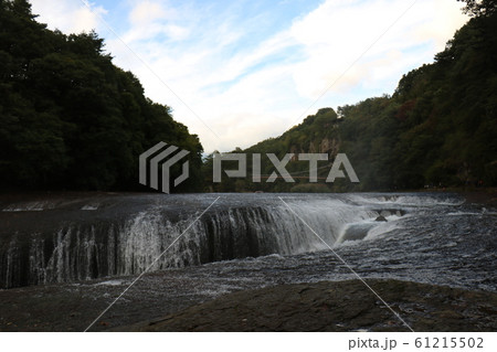群馬県の沼田の吹割の滝 61215502