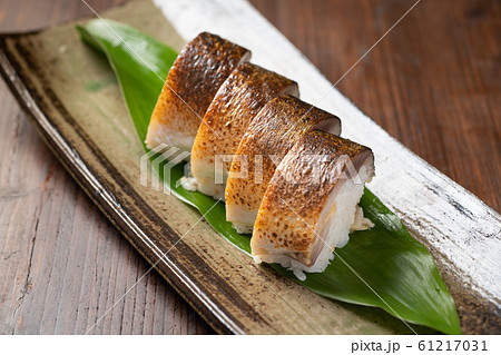 炙り〆鯖の棒寿司 61217031