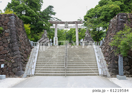 武田神社 躑躅ヶ崎館 武田信玄 武田勝頼 武田信虎 山梨県の写真素材
