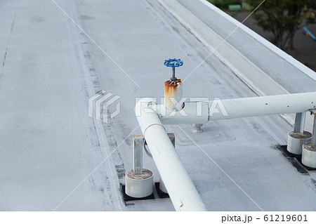 屋上配管 61219601