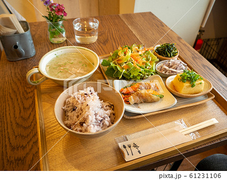 ヘルシーランチ 軽食 喫茶店 の写真素材 ヘルシーランチ 軽食 喫茶店 の写真素材