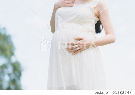 pregnant woman pregnant woman 61232547