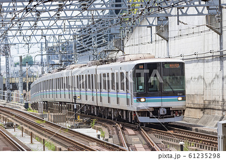 【東急　埼玉高速鉄道　2000系　大岡山駅】 61235298