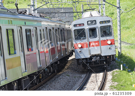【東急 田園都市線 8500系 たまプラーザ駅】 【東急 田園都市線 8500系 たまプラーザ駅】 61235309