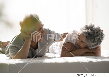 韓国人 男 男性 61236990