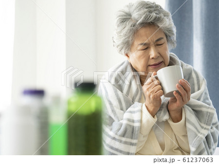 韓国人 女性 女 61237063