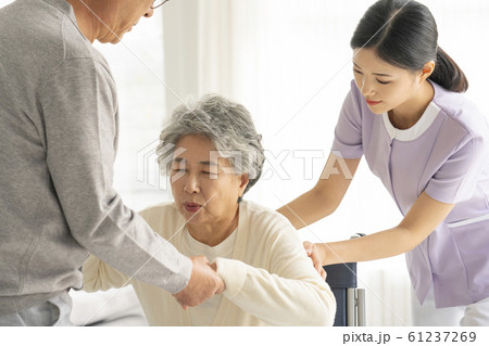 韓国人 女性 女 61237269