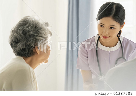 韓国人 女性 女 61237505