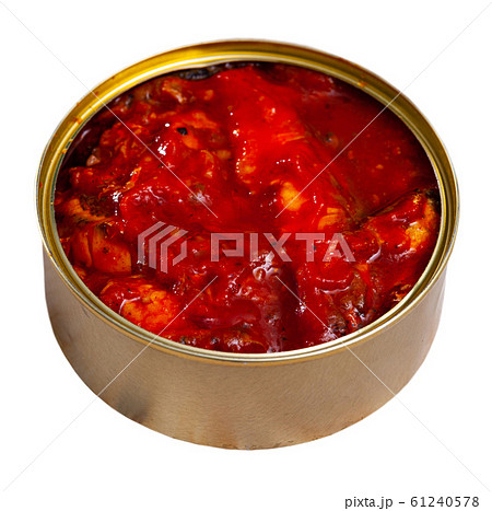 Tinned small sprat riga fried in tomato sauce, nobody 61240578