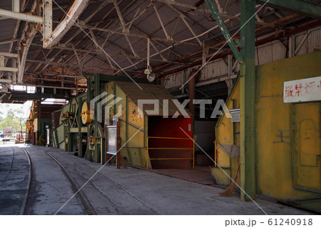 愛し台湾（この重厚な機械は日本統治時代に造られた花蓮製糖工場の跡であり台湾と日本の関係の歴史を語る） 61240918