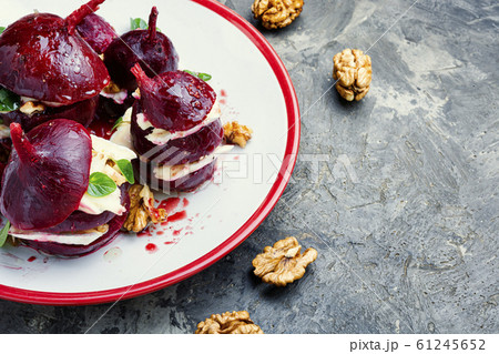Appetizer of beetroot with cheese 61245652