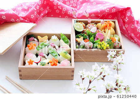 ミニおにぎりのお花見弁当 61250440