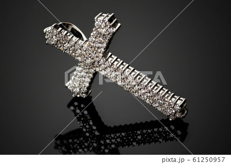 ダイヤモンドペンダント 61250957