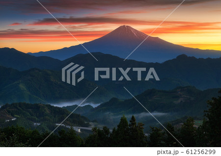 Aerial view of Fuji mountain in Shizuoka, Japan Aerial view of Fuji mountain in Shizuoka, Japan 61256299