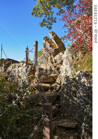 紅葉の天覧山　岩場 61256360