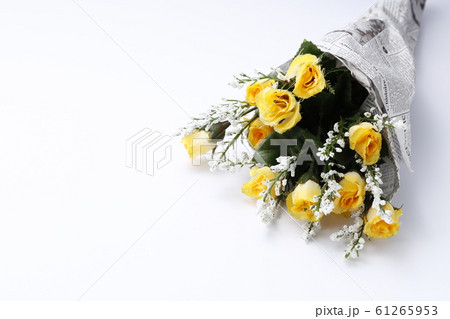 花束　プレゼント　 61265953