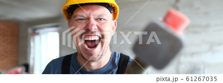 Crazy man with sledgehammer Crazy man with sledgehammer 61267035