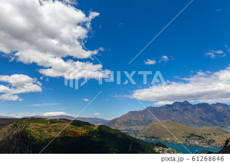 ゆっくりとしたライフスタイル ゆっくりとしたライフスタイル 61268646