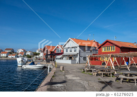 View to the port of Molloesund in Sweden View to the port of Molloesund in Sweden 61276025
