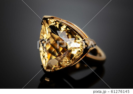 イエローベリルの指輪 61276145