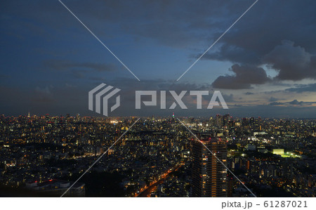 サンシャイン池袋からの夜景(新宿・品川方面) 61287021