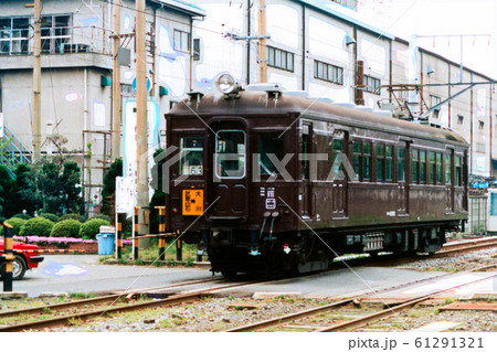 鶴見線の単行電車 61291321