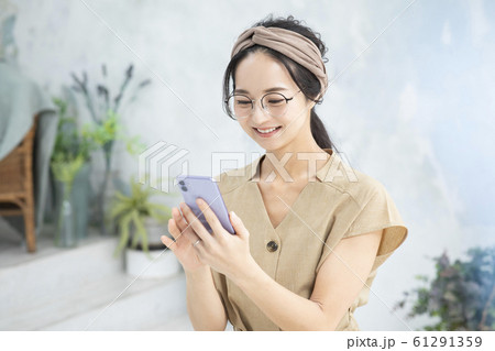 ビューティー　美容　スマホ　スマートフォン 61291359