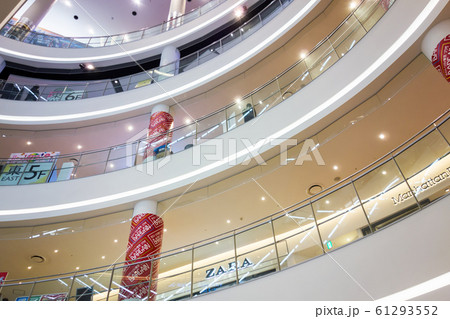 ダイバーシティ東京プラザ 屋内 ダイバーシティ東京プラザ 屋内 61293552
