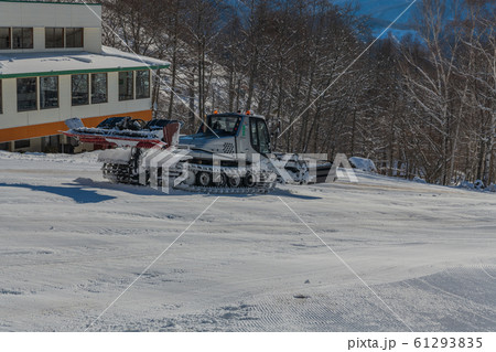 尾瀬の冬 61293835