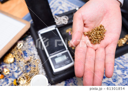 金の買取　イメージ 61301854
