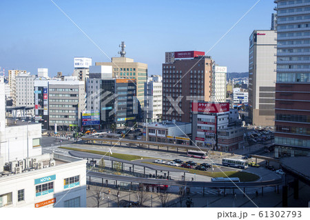 大分駅前ロータリーと市街地 大分駅前ロータリーと市街地 61302793